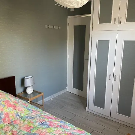 Baie Mt St Michel , , Caprice Rdc , 50 M ,7 Pers , Pres Dday