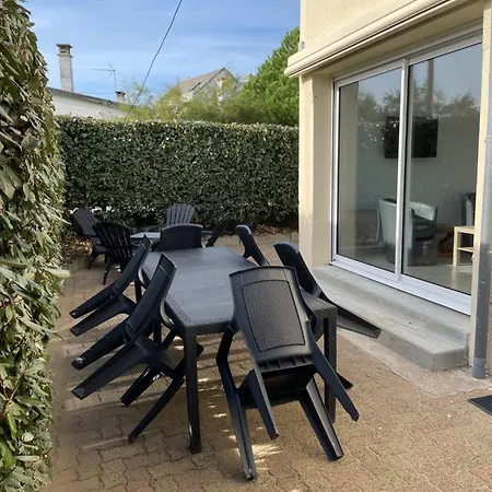 Baie Mt St Michel , , Caprice Rdc , 50 M ,7 Pers , Pres Dday Villa
