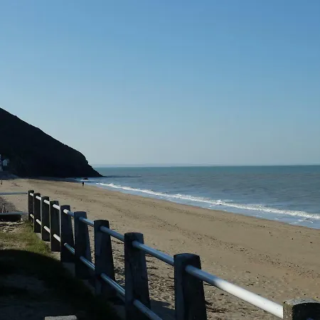 Baie Mt St Michel , , Caprice Rdc , 50 M ,7 Pers , Pres Dday Villa *