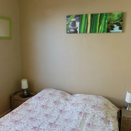 Baie Mt St Michel , , Caprice Rdc , 50 M ,7 Pers , Pres Dday *