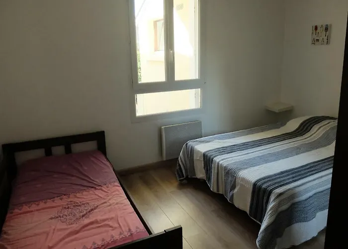 Baie Mt St Michel , , Caprice Rdc , 50 M ,7 Pers , Pres Dday Villa Jullouville-les-Pins